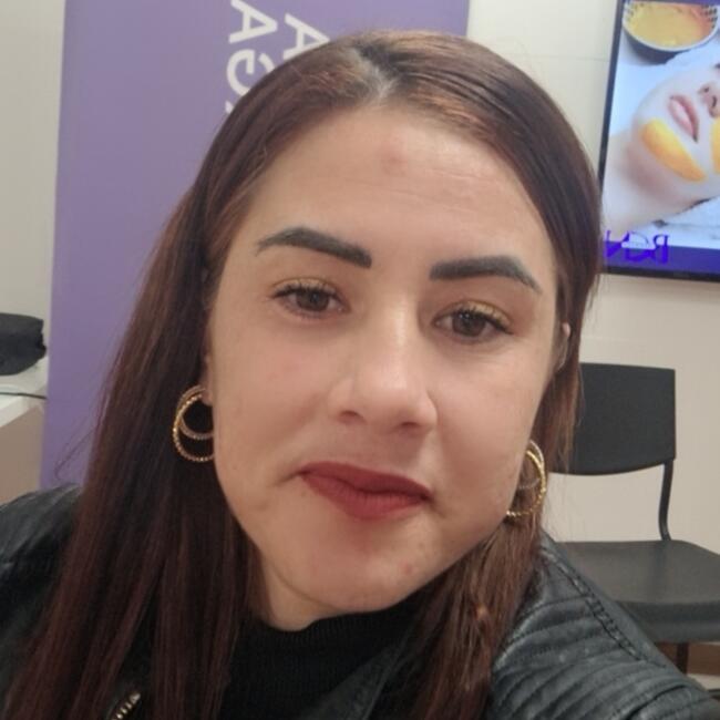 Babysitter in Barcelona: Yenisley