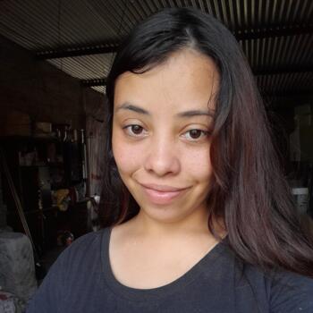 Niñera en San Benito: Valeria