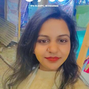 Babysitter in Varanasi: Pratibha