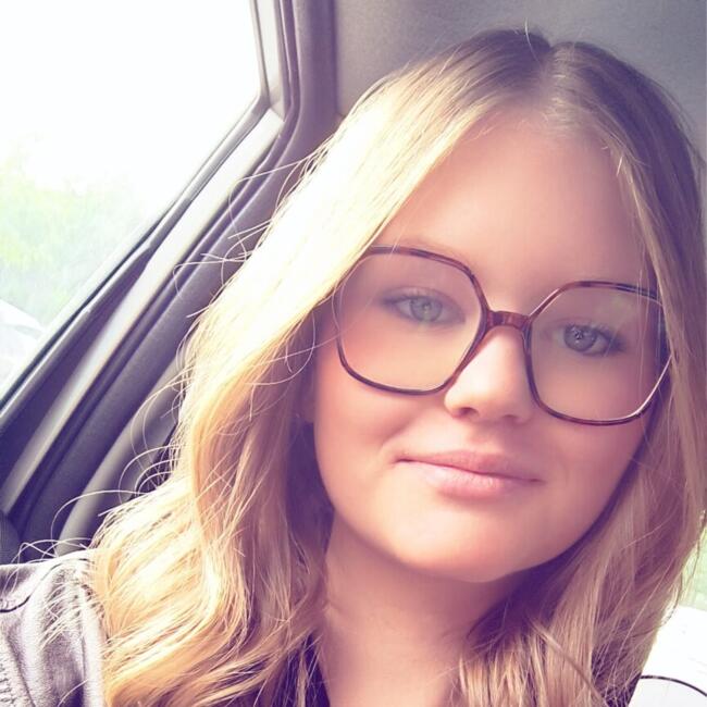 Babysitter in Carqueiranne: Maëlia