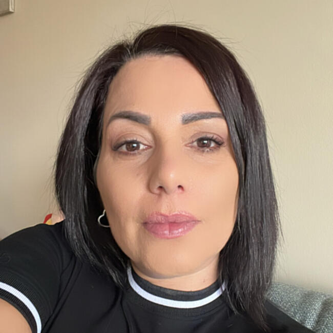 Babysitter in Melbourne: Regida