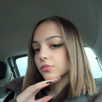 Babysitter in Charleroi: Bianka