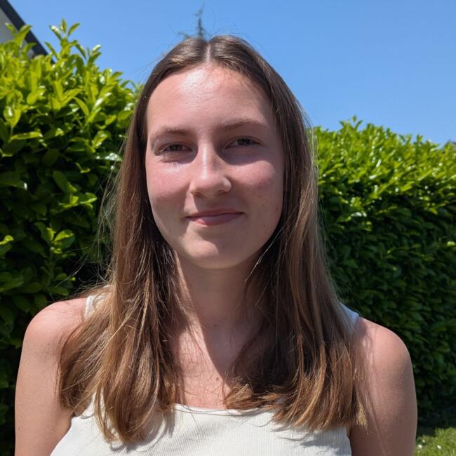 Babysitter in Rosenau: Elise