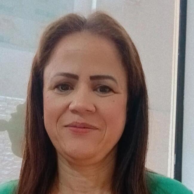 Babysitter in Jandira: Cleusa