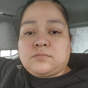 Babysitter in Chicago: Johana