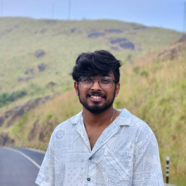 Babysitter in Riga: Akshai