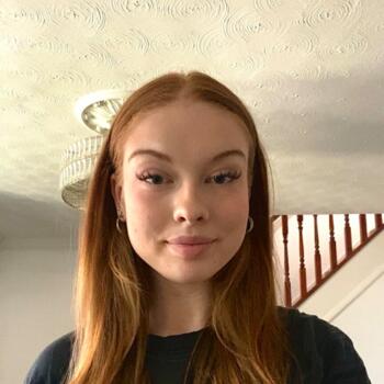Babysitter in Bolton: Eva
