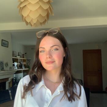Babysitter in Rennes: Chloé