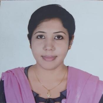Babysitter em Amadora: Abida Khan