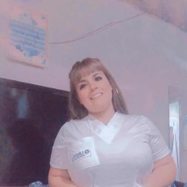 Babysitter in San Miguel: Jaqueline