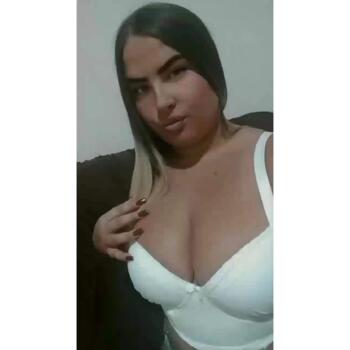 Trabajo para niñera en Belo Horizonte: trabajo para niñera Izabella