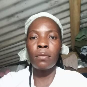 Babysitter in Cape Town: Linety