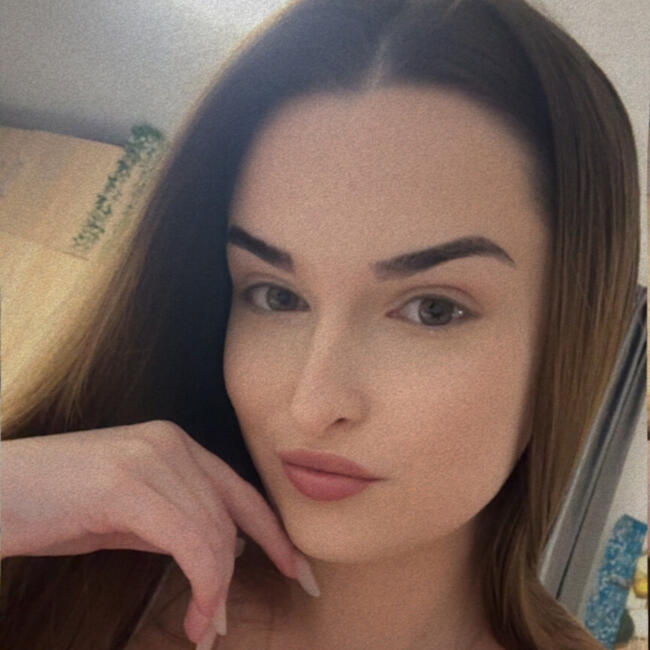 Babysitter in Iași: Bianca