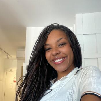 Canguro en Alicante: Natália