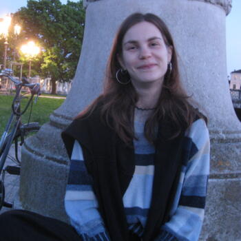 Babysitter Ferrara: Ester