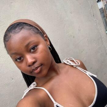 Babysitter in Noordhoek (Western Cape): Akhuya