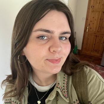 Babysitter Dún Laoghaire: Ciara