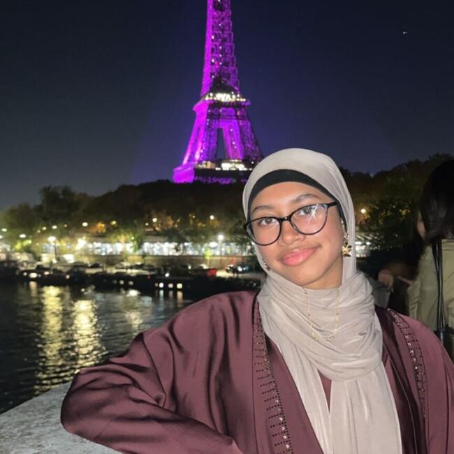Babysitter in Plaisir: Shaïma