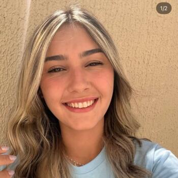 Babá em Bombinhas: Alice