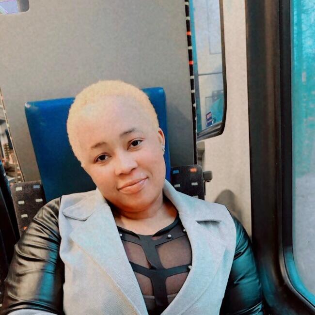 Babysitter in Moudon: Mayenie