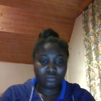 Babysitter in Troinex: Elisabeth