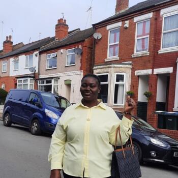 Babysitter in Coventry: Nancy