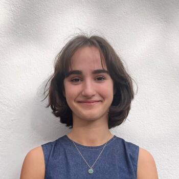Babysitter in Bordeaux: Salomé