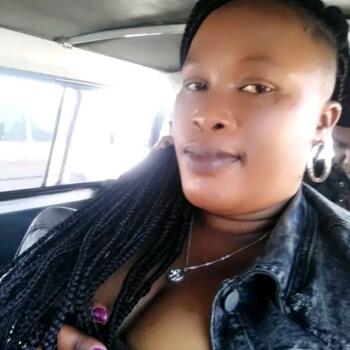 Nanny in Brackenhurst: Mbali