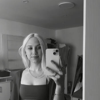 Babysitter in Drysice: Veronika