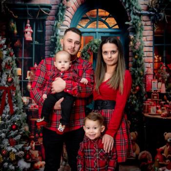 Babysitting job in Lincoln: babysitting job Rodica Stefania