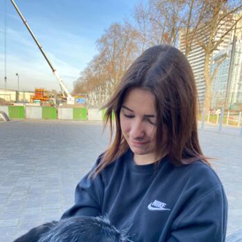 Babysitter in Égreville: Emma