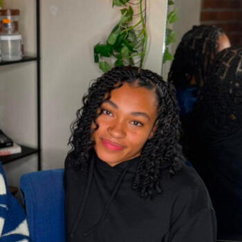 Babysitter Le Castellet: Sharon