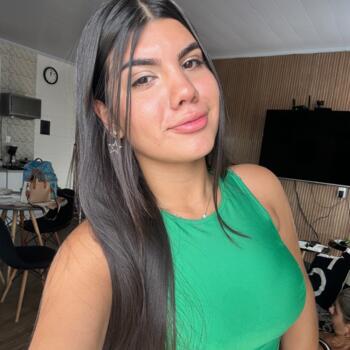 Babysitter in Joinville: Letícia
