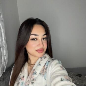 Babysitter in Longford: Timea