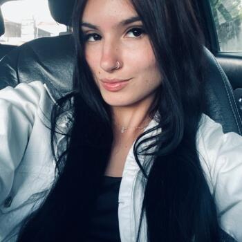 Babysitter in São José dos Pinhais: Brenda