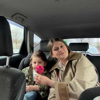 Babysitter Cork: Sara
