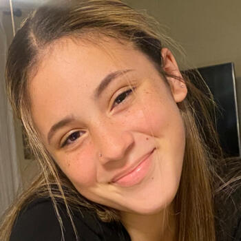 Babysitter in Lake Worth: Natalie