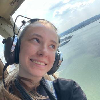 Babysitter in Quesnoy-sur-Deûle: Claire