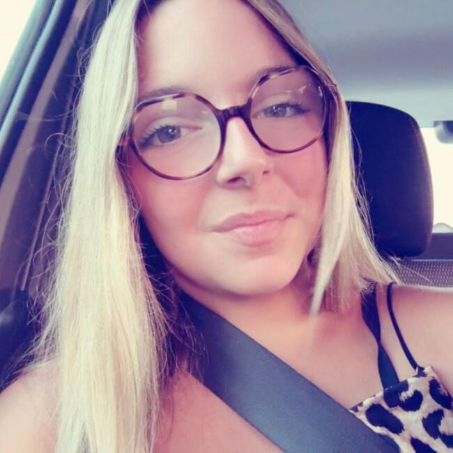 Babysitter in Revel: Mandy