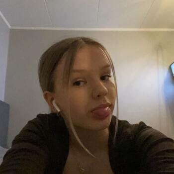 Babysitter in Eskilstuna: Angelina