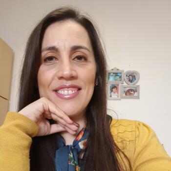 Babysitter em Penafiel: Carla