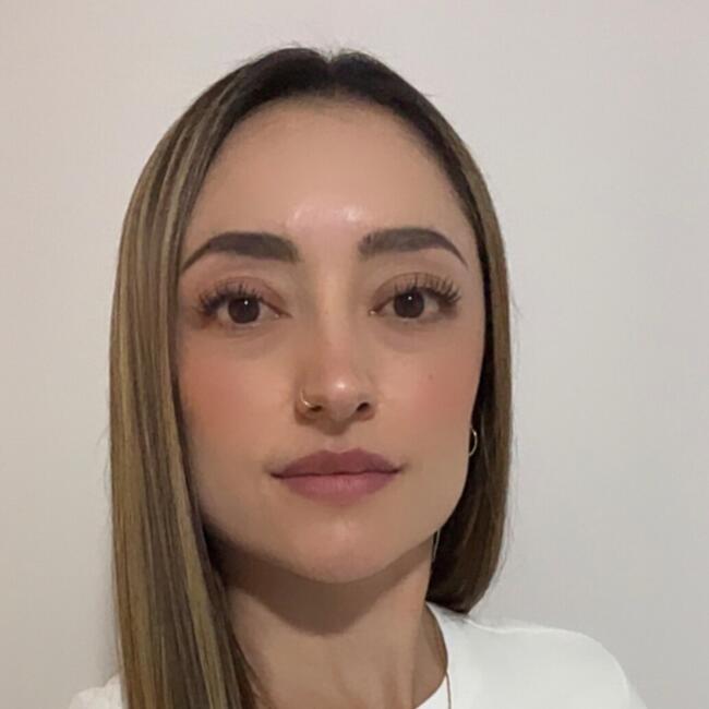 Canguro en Zaragoza: Sandra Milena