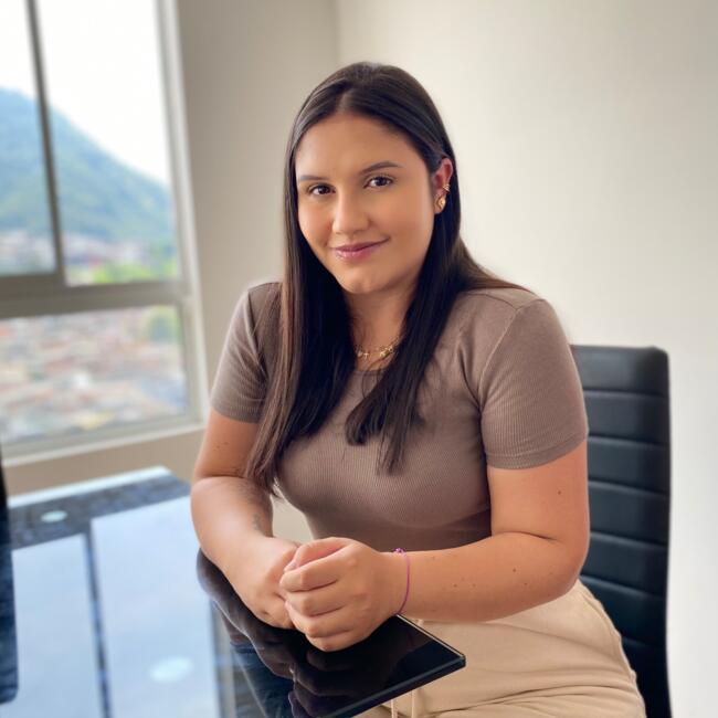 Trabajo para niñera en Manizales: Laura Giraldo