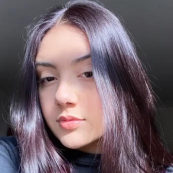 Babysitter Embu das Artes: Julia