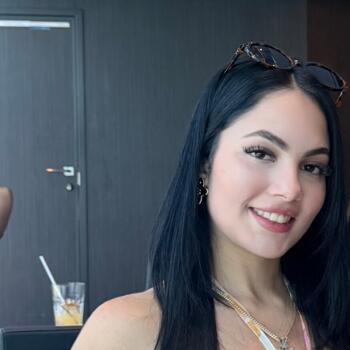 Babysitter in Hialeah: Melany