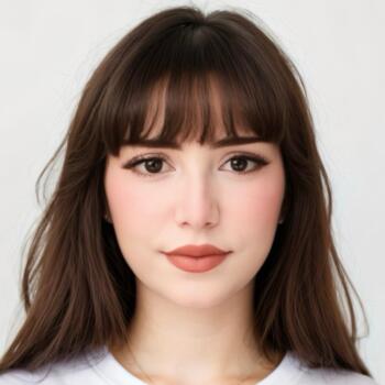 Babysitter in Rabat: Amina