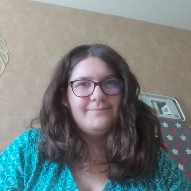 Babysitter in Châteaubriant: Camille