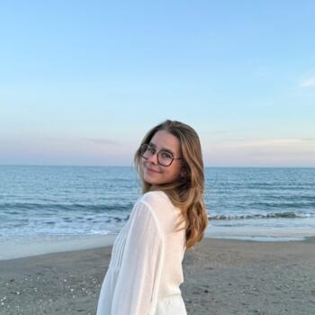 Babysitter in Fleury-sur-Orne: Loan