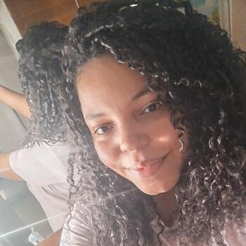 Babá em Salvador: Alana Santos