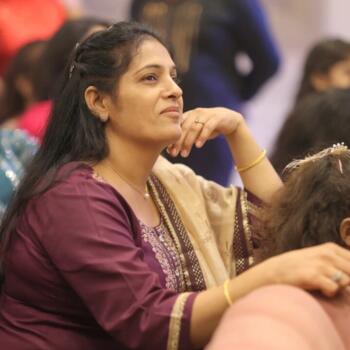 दिल्ली में बेबीसिटर: Rekha